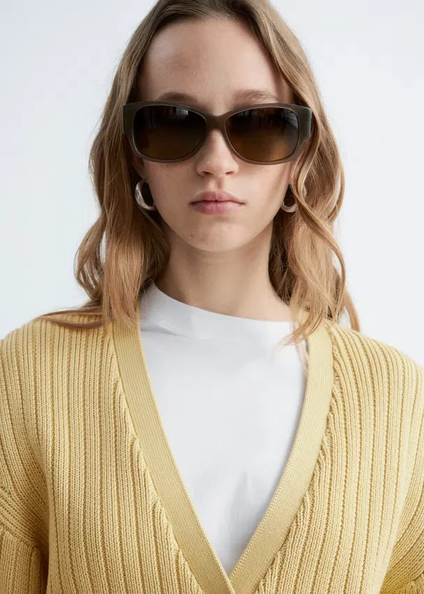 Strick-Cardigan aus Baumwolle mit Rippstrick Strick-Cardigan aus Baumwolle mit Rippstrick