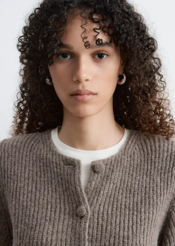 Strick-Cardigan mit Rippbündchen Strick-Cardigan mit Rippbündchen