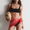 Strukturiertes Bikini-Oberteil mit quadratischem Ausschnitt Strukturiertes Bikini-Oberteil mit quadratischem Ausschnitt