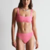 Strukturierte Bikini-Slips mit hoher Taille