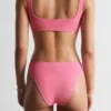 Strukturierte Bikini-Slips mit hoher Taille