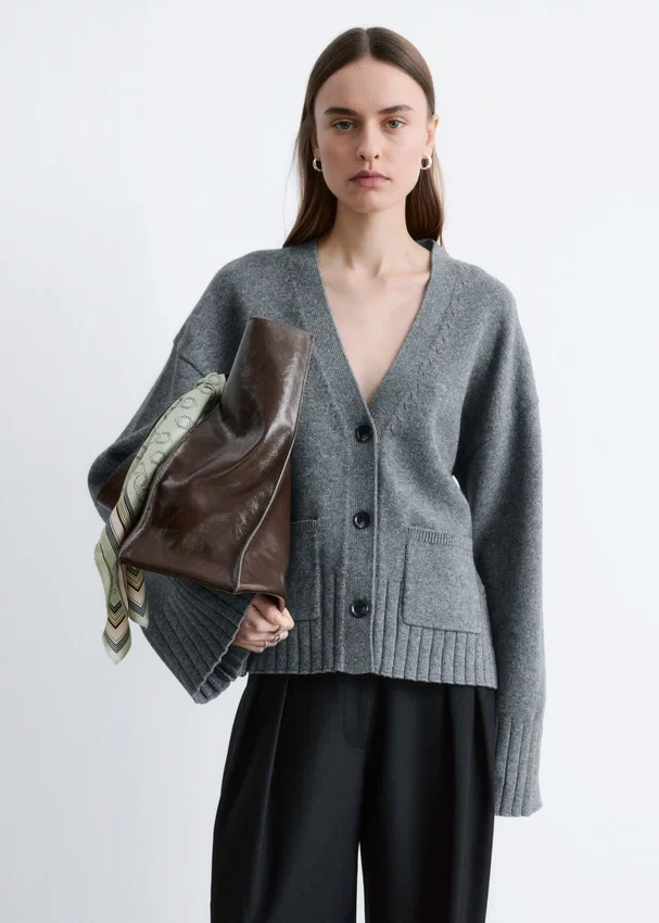 Taillierte Cardigan Taillierte Cardigan