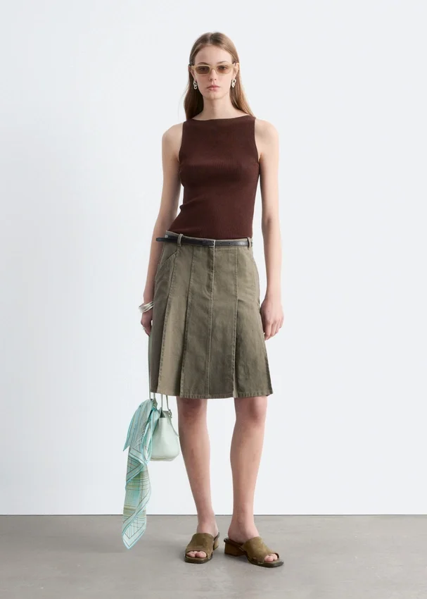 Tanktop aus Rippstrick Tanktop aus Rippstrick