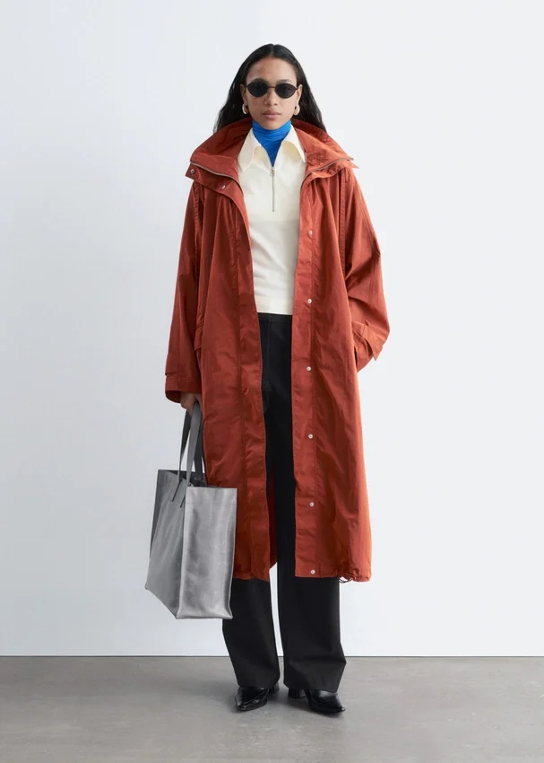 Technischer Nylon-Parka mit Kapuze Technischer Nylon-Parka mit Kapuze