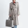Trenchcoat aus Baumwoll-Woll-Mischung mit Bindegürtel