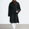 Trenchcoat aus Wolle mit Bindegürtel
