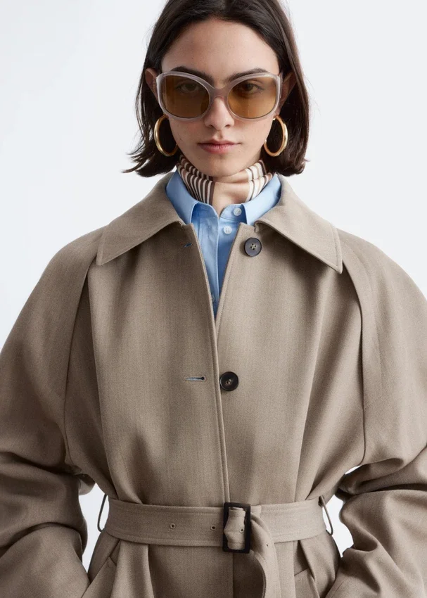 Trenchcoat aus Wolle mit Bindegürtel Trenchcoat aus Wolle mit Bindegürtel