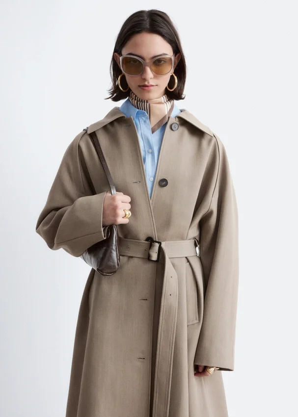 Trenchcoat aus Wolle mit Bindegürtel Trenchcoat aus Wolle mit Bindegürtel
