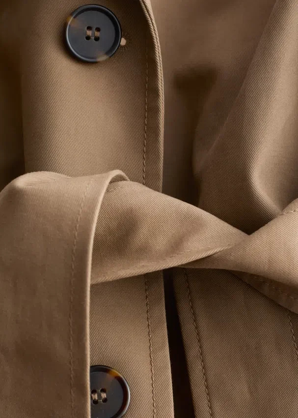 Trenchcoat mit Gürtel Trenchcoat mit Gürtel