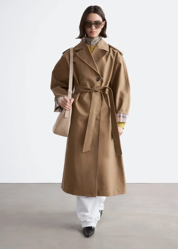 Trenchcoat mit Gürtel Trenchcoat mit Gürtel