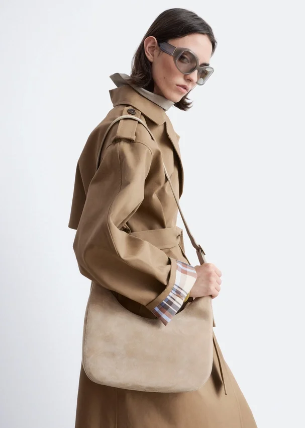 Trenchcoat mit Gürtel Trenchcoat mit Gürtel