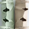 Unauffällige Schultertasche aus Leder