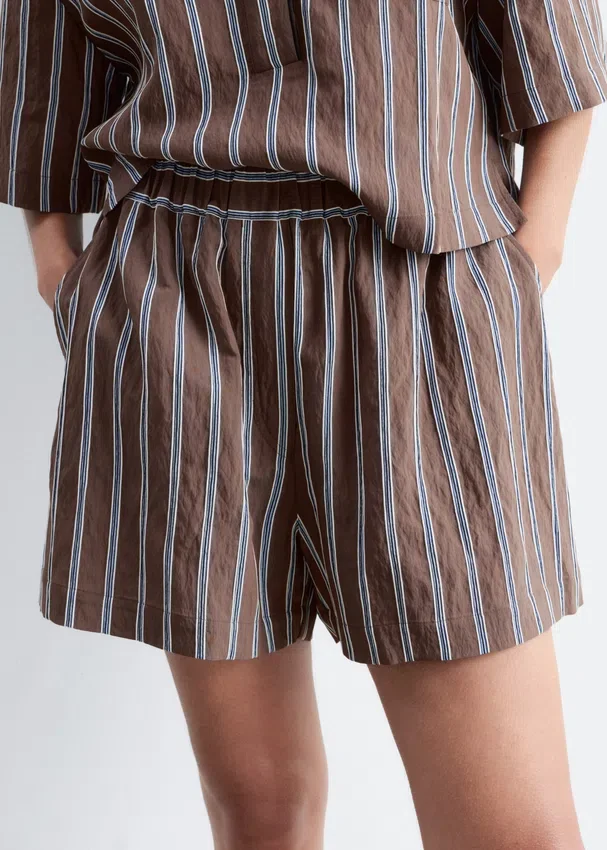 Voluminöse Shorts im Boxer-Stil Voluminöse Shorts im Boxer-Stil