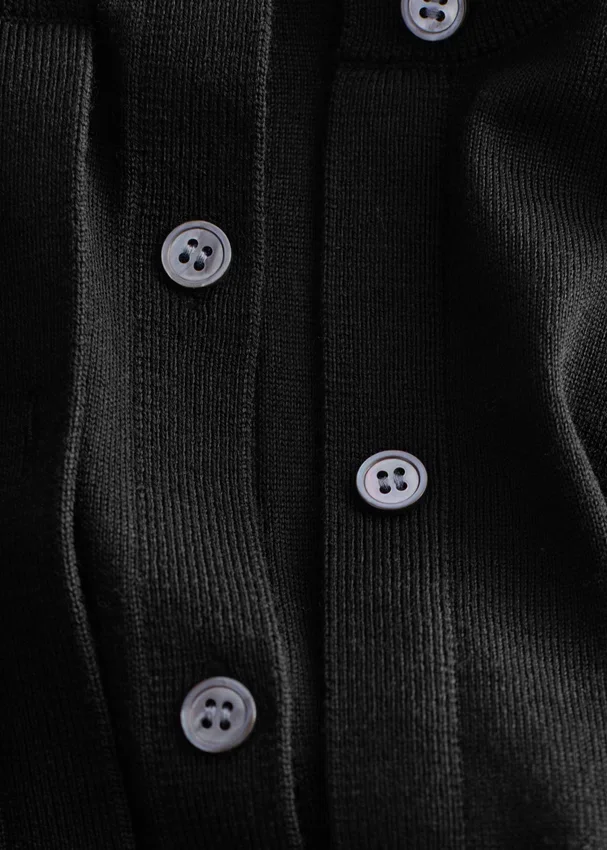 Zeilagige Cardigan aus Merinowolle Zeilagige Cardigan aus Merinowolle